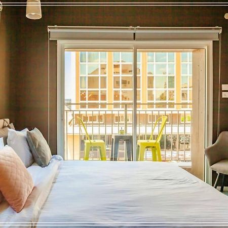 Beach Boutique Hotel And Spa By Tlv Hotels Tel Aviv Exteriör bild