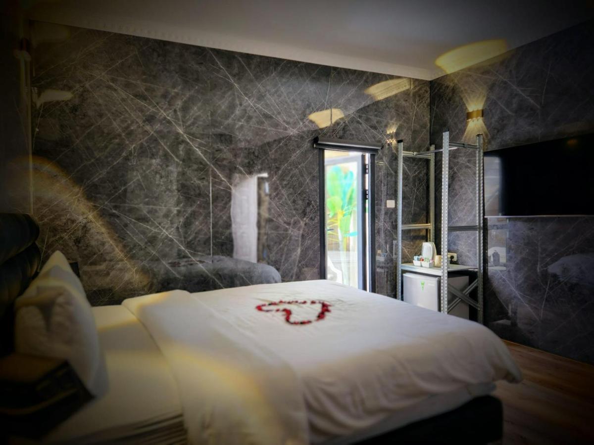 Beach Boutique Hotel And Spa By Tlv Hotels Tel Aviv Exteriör bild