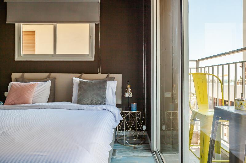 Beach Boutique Hotel And Spa By Tlv Hotels Tel Aviv Exteriör bild